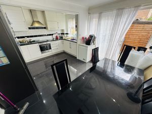 Photo 7- click for photo gallery